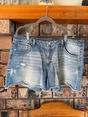 Time and Tru Light Wash Distressed Denim Cutoff Shorts